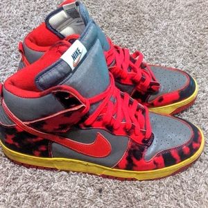 Nike Dunk High 1985 size13